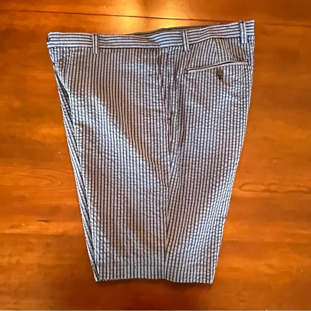 Banana Republic Shorts Blue Emerson Seersucker cotton 11” Men's 36